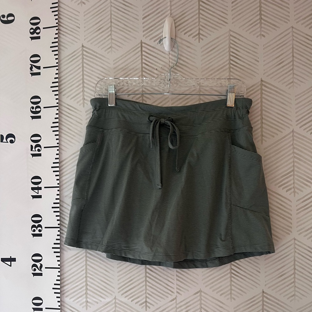 Green skort - Picture 6 of 9